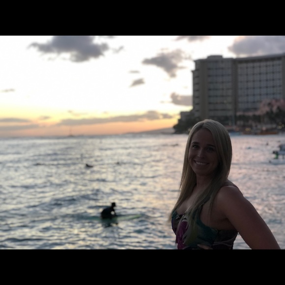 Meet your Posher, Kelsie - Picture 4 of 5